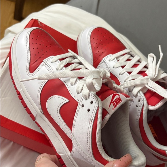 Nike dunks red & white - Picture 7 of 7